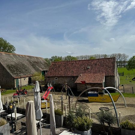 Bed and Breakfast Ouwe Schuure Sluis Exterior foto