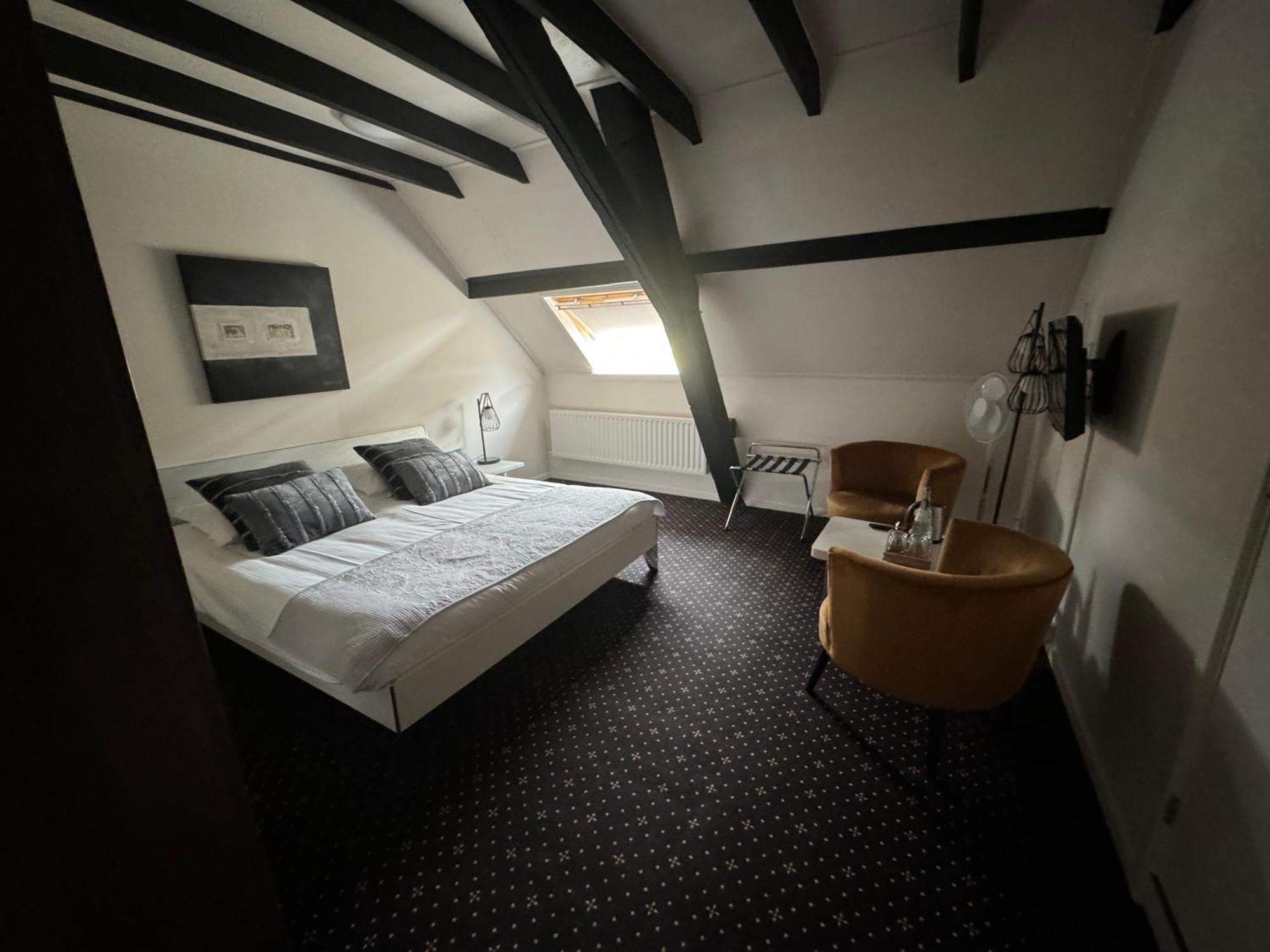 Bed and Breakfast Ouwe Schuure Sluis Exterior foto